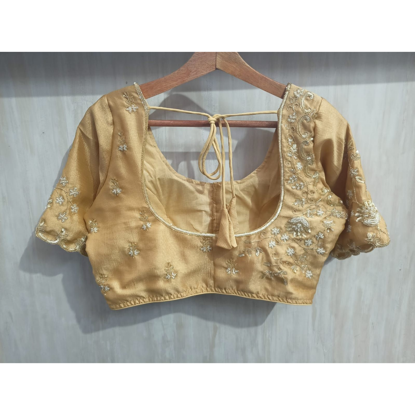 Festive Glow Blouses β Timeless Elegance for Every Occasion