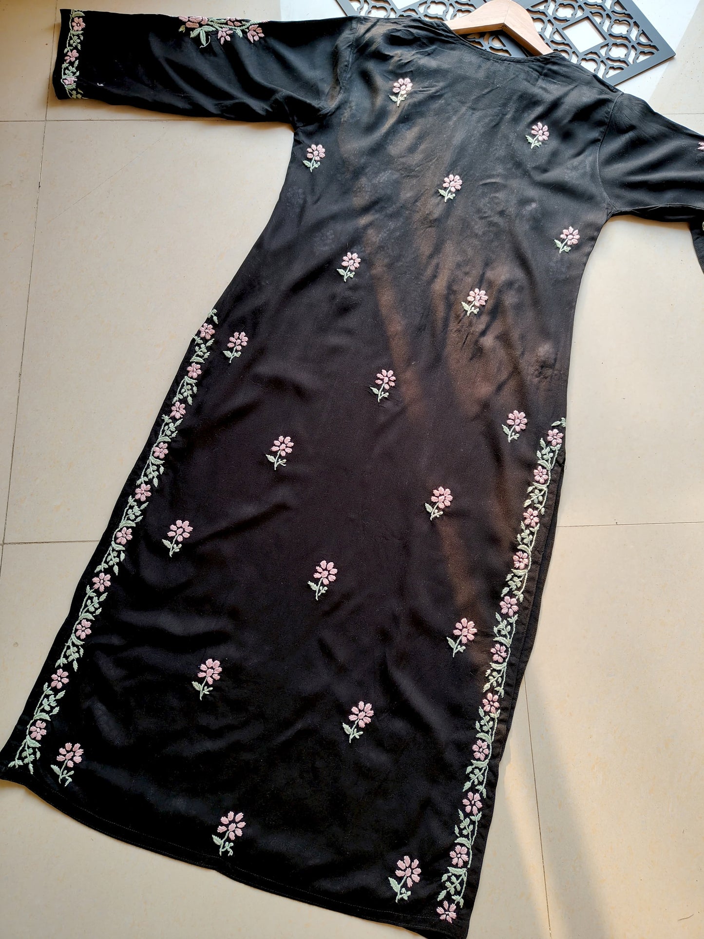 Siyah Chikankari Kurta