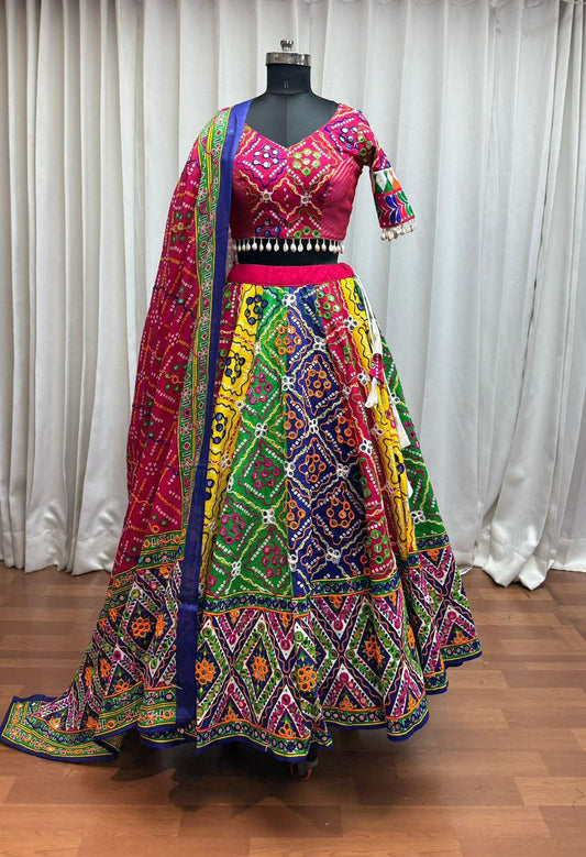 RAASVIBES – Festive Elegance 2025